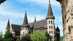 Castello di Ravadinovo