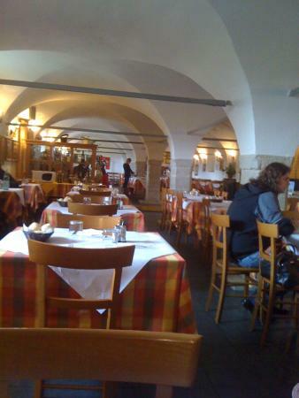 Cascina Maggia Restaurant
