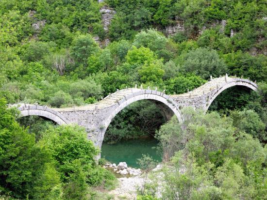 Ponte di Plakida o Kalogerikos