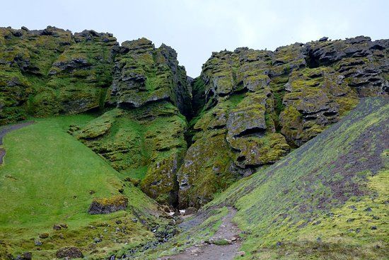 Rauthfeldsgja Gorge