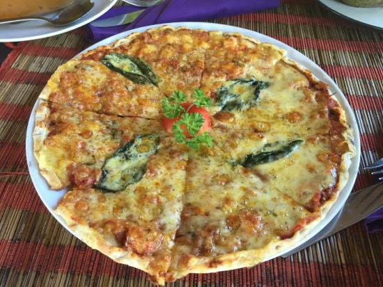 Lagoon Breeze Restaurant