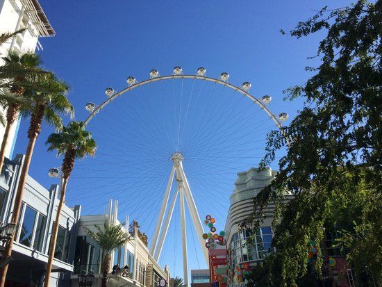 Linq Promenade