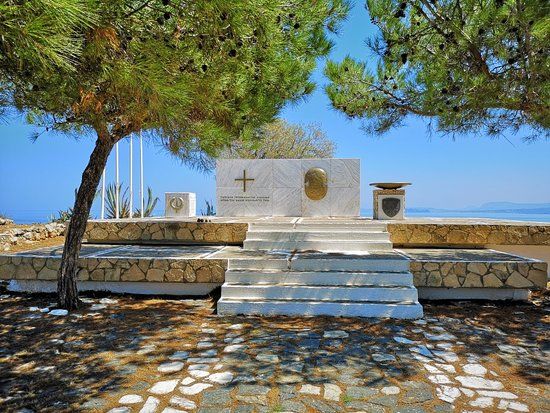 Memorial for the Greek cadets fallen in the Battle of Crete