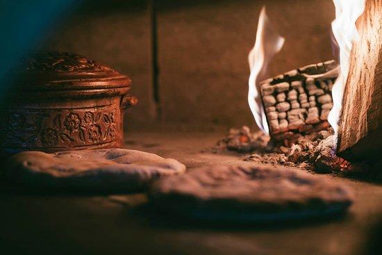 Capari Restaurant & Pizzeria