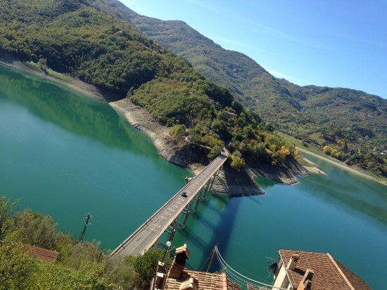 Lago del Turano