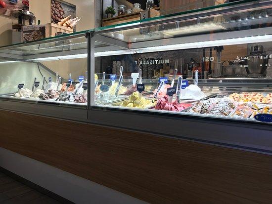 Bonet Gelateria Yogurteria