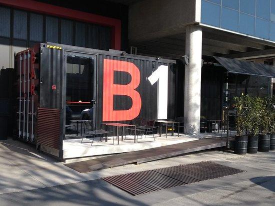 B1 Container Caffe