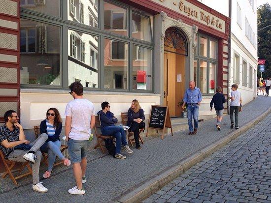 BAHI - Cafe & Coworking