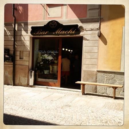 Bar Machi