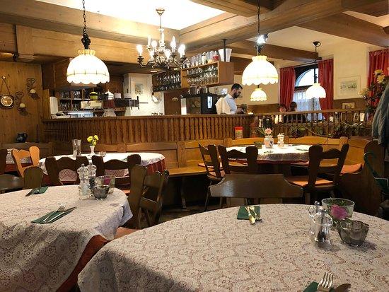 Weinstube Kachelofen