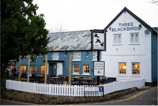 Three Blackbirds Inn
