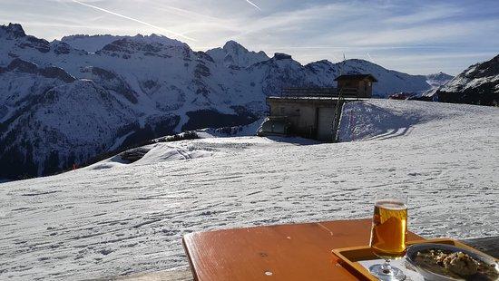 Rifugio Bec de Roces