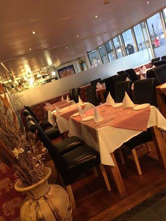 Moonlight Tandoori Restaurant