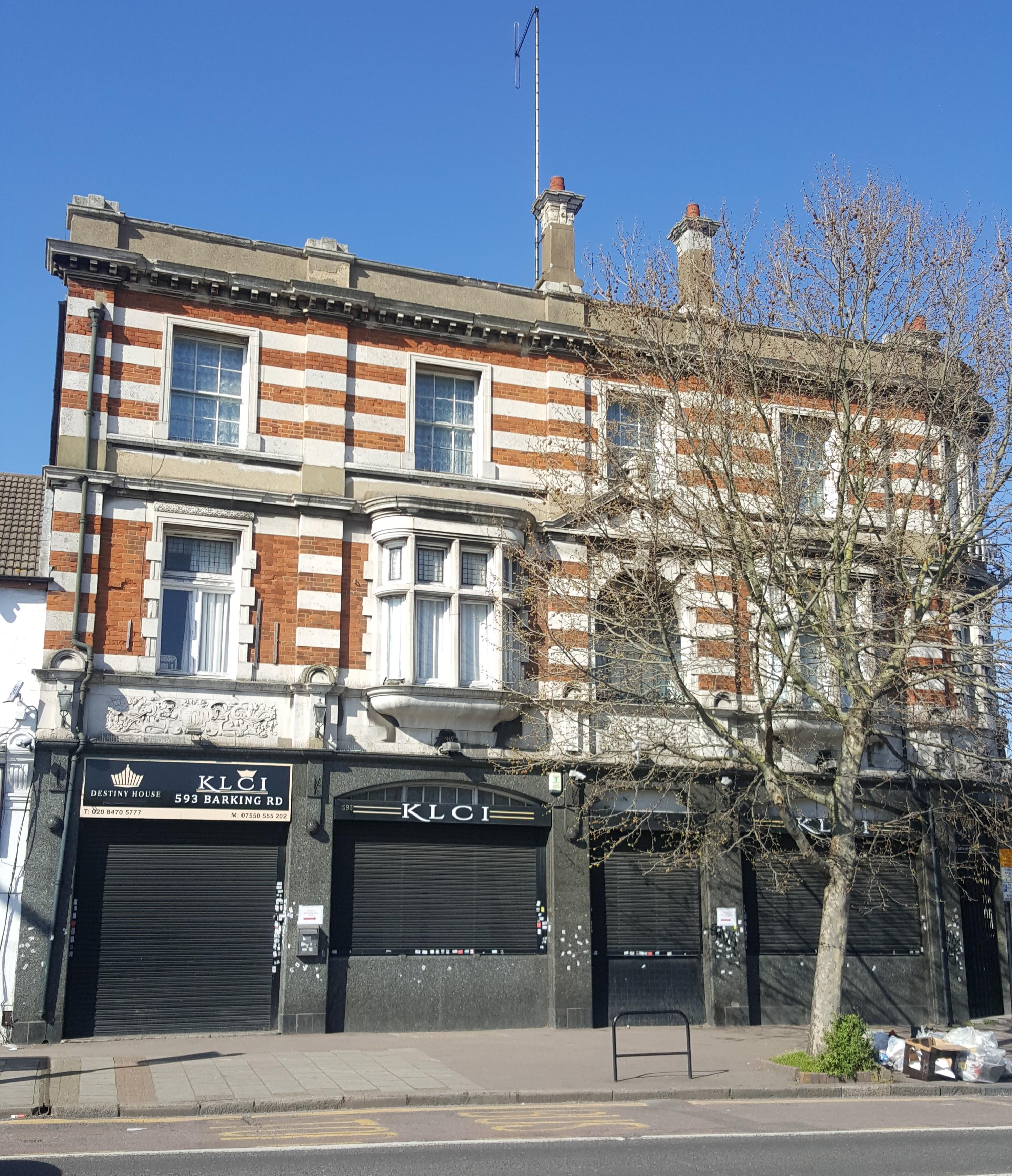 Dukes Head Public House