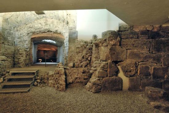 Il Criptoportico Romano di Porta Ascolana