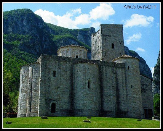 Parco Naturale Regionale della Gola della Rossa e di Frasassi