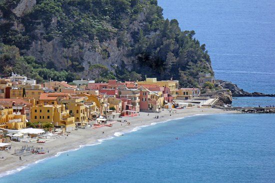 Lungomare di Varigotti