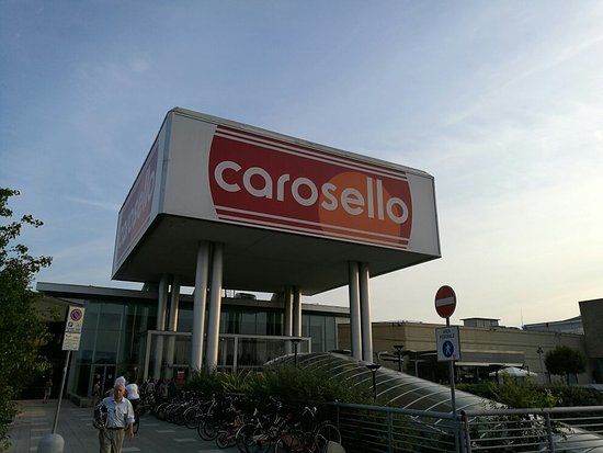Centro Commerciale Carosello