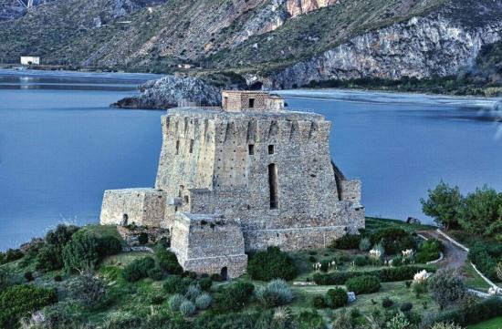 Torre Crawford San Nicola Arcella