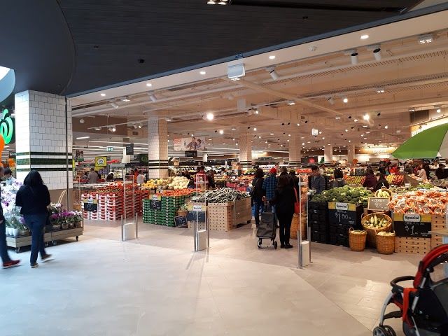 The Glen Shopping Centre