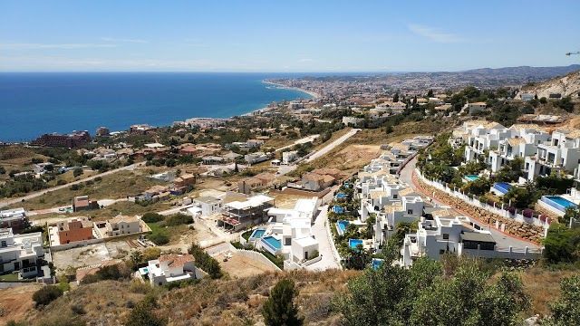 Monumento buddista Estupa de la Iluminación