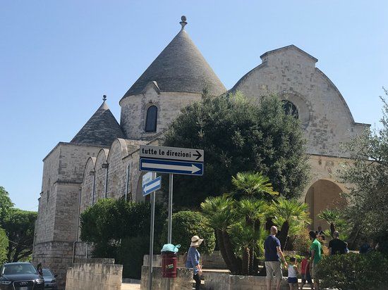 Chiesetta Madonna del Carmelo e Trullo del Signore