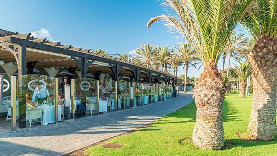 Maximilians Restaurant. Pizza&Pasta