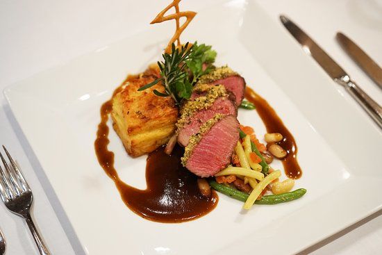 Restaurant Sacre Bon