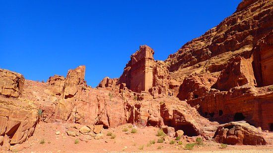 Strada delle Facciate