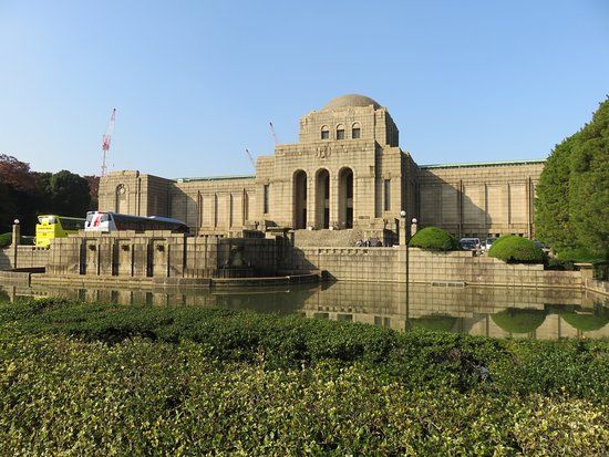 Meiji Memorial Picture Gallery
