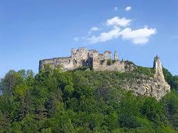 Rovine del castello di Povazsky Hrad