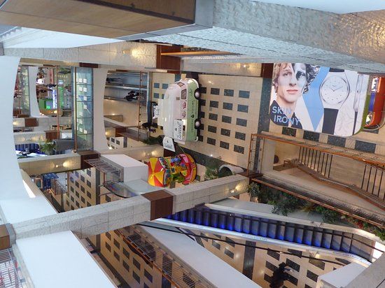 Centro Commerciale Arrabida