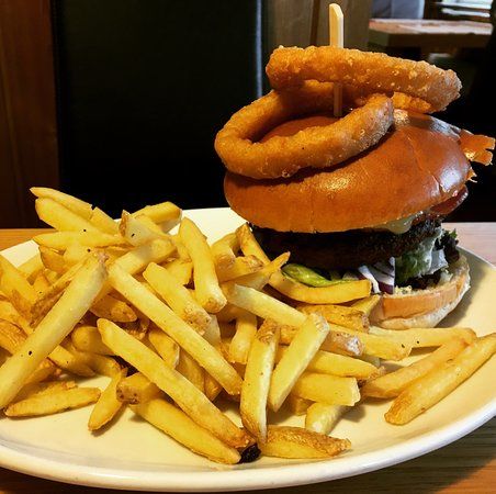 Dunes Bar & Restaurant