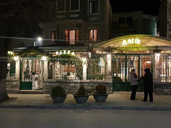 ANTIK Restaurant & Pizza